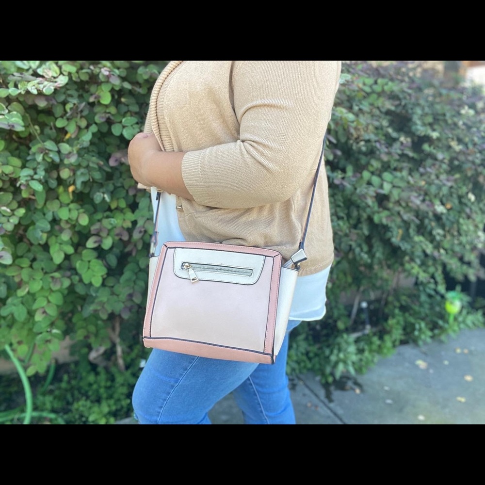 Kelly & Katie purse